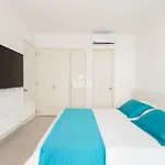 Morros Ultra, Beachfront & 2 Bedrooms By Inmobiliaria Mfr