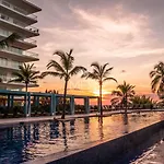 Morros Ultra, Beachfront&2 Bedrooms by Inmobiliaria MFR